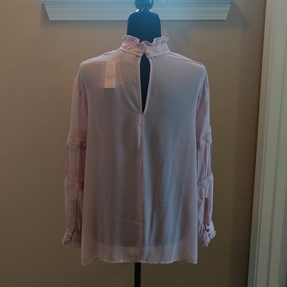 Blouse - Picture 2 of 3